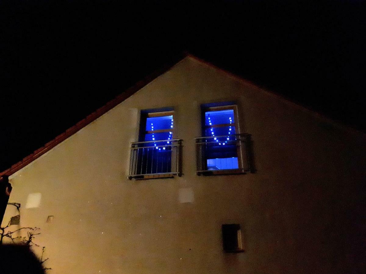 Podkrovi S Koupelnou Svinarov Esterno foto